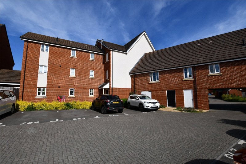 Whitlock Avenue, Wokingham, Berkshire, RG40
