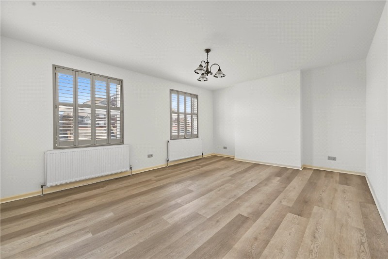 Kilburn Lane, London, W10