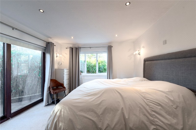 Kingswood Close, Weybridge, Surrey, KT13