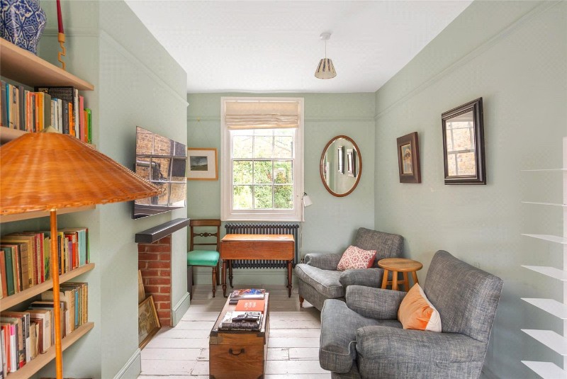 Walcot Square, London, SE11