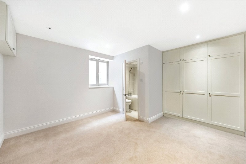 Lillie Road, London, SW6