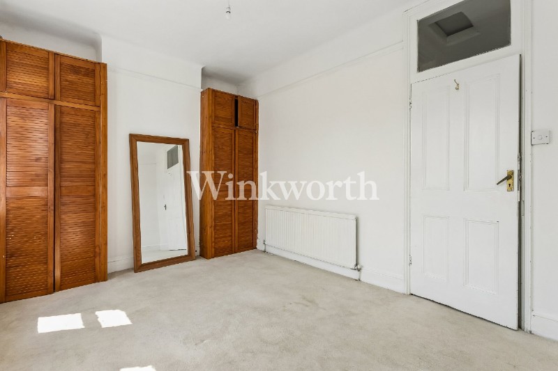 Lymington Avenue, London, N22