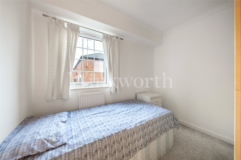 Hamlet Square, London, NW2