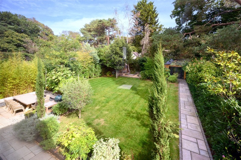 Hurstbourne Avenue, Highcliffe, Dorset, BH23