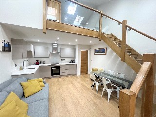 Station Approach, Romsey, Hampshire, SO51