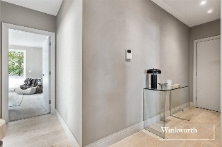 Adams Close, Finchley, London, N3