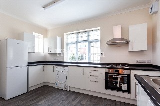 Woodstock Road, London, NW11