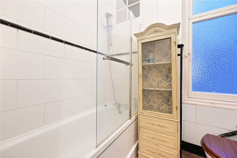 Ridgmount Gardens, London, WC1E