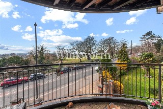 Aldermans Hill, London, N13