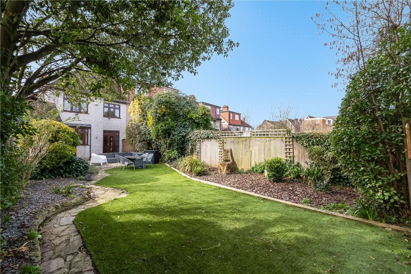 Shelbury Road, East Dulwich, London, SE22