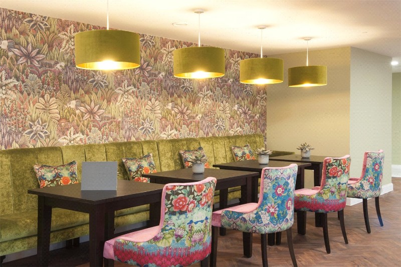 Bath Road, Devizes, Wiltshire, SN10