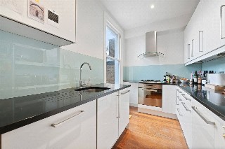 Keith Grove, London, W12