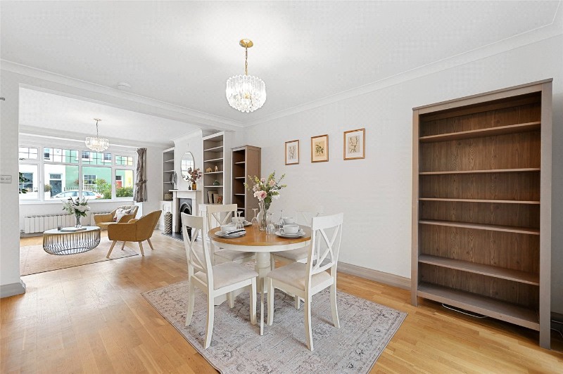 Warwick Road, London, W5
