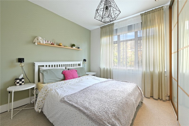 Kings Road, London, NW10