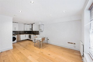 Holloway Road, London, N7