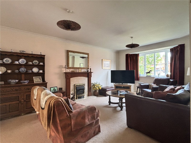 Fruitfields Close, Devizes, Wiltshire, SN10
