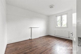 Sussex Ring, Woodside Park, London, N12