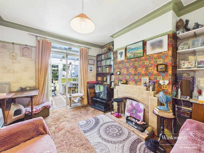 Lewgars Avenue, Kingsbury, London, NW9