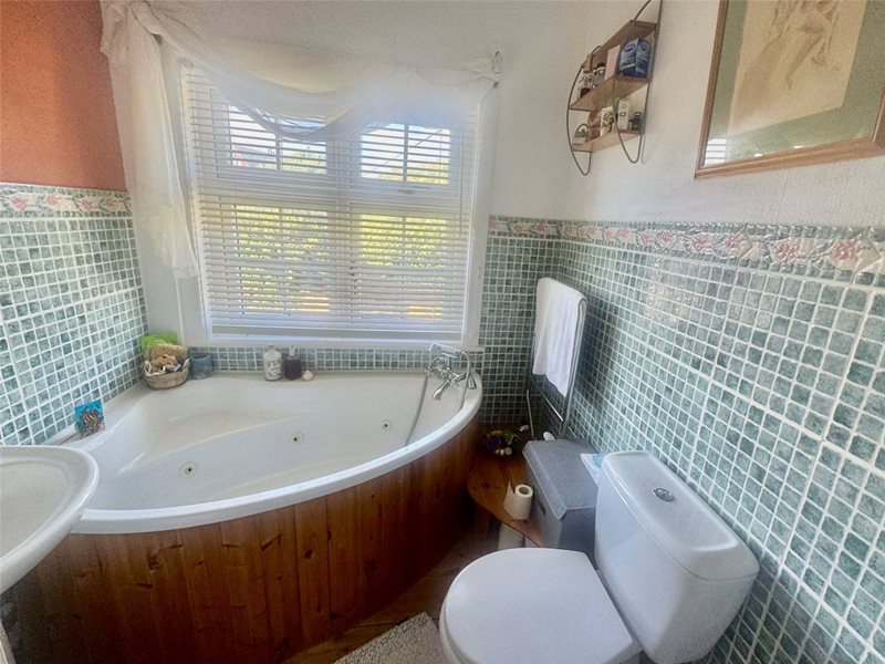 Keyhaven Road, Milford on Sea, Lymington, Hampshire, SO41