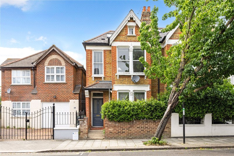 Honeybrook Road, London, SW12