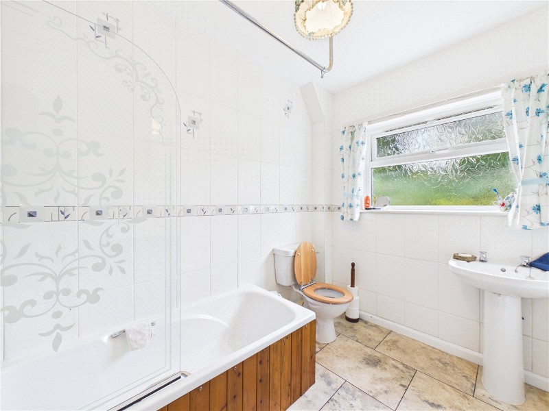 Lower Washfield, Tiverton, Devon, EX16