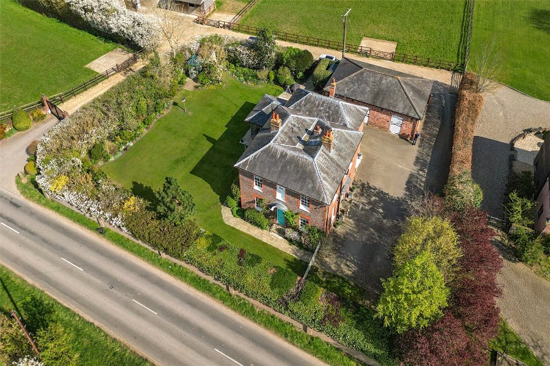 Howe Lane, Binfield, Bracknell, Berkshire, RG42