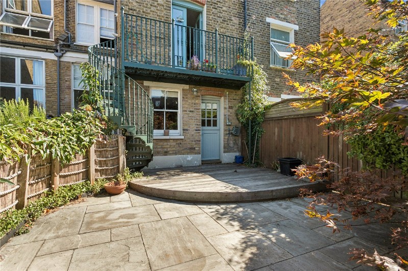 Forburg Road, London, N16