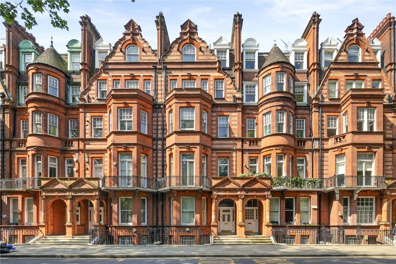 Lower Sloane Street, London, SW1W