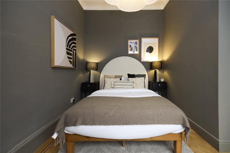 Strathearn Place, London, W2