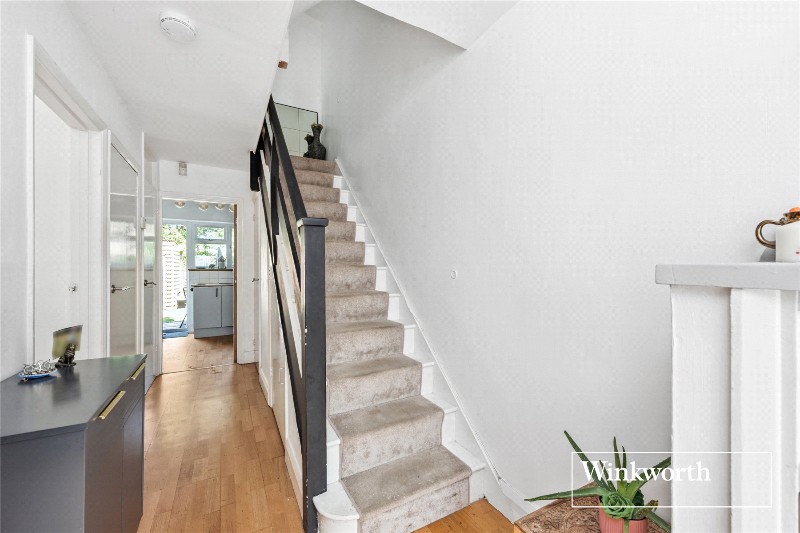 Regina Close, High Barnet, EN5