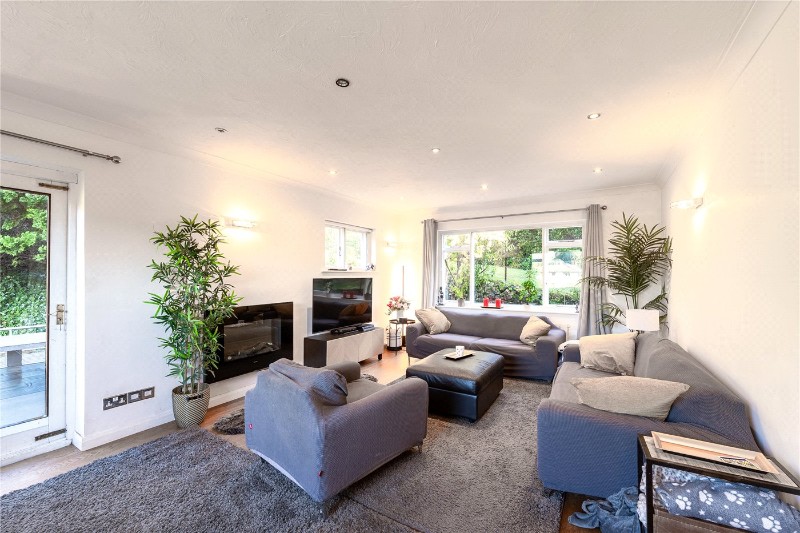Kingswood Close, Weybridge, Surrey, KT13