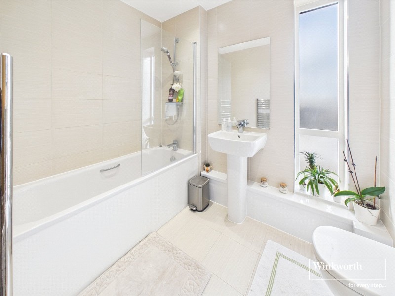 Chronicle Avenue, London, NW9