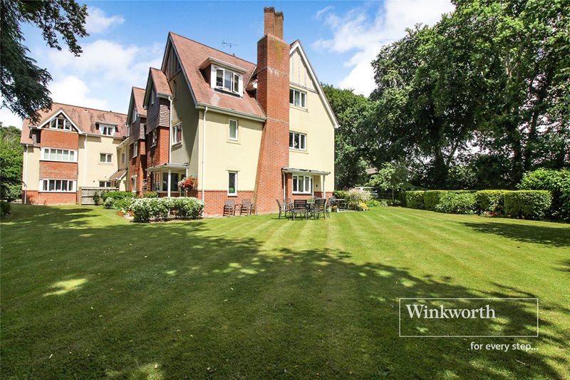 Pinehurst Road, West Moors, Ferndown, BH22