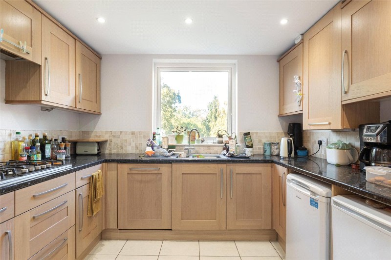 Highland Road, London, SE19