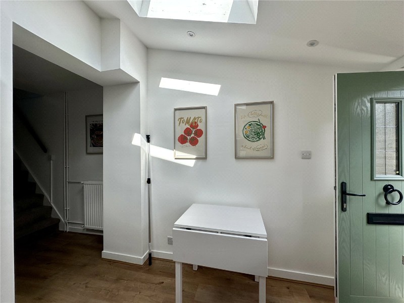 Victoria Road, Farnham, Surrey, GU9