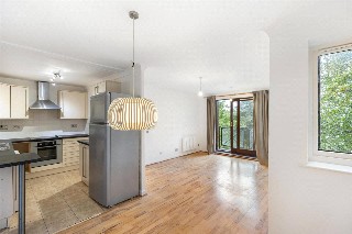 Kingswood Drive, London, SE19