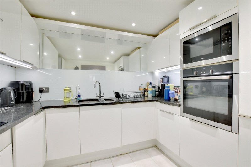 Greenfell Mansions, Glaisher Street, Deptford, London, SE8