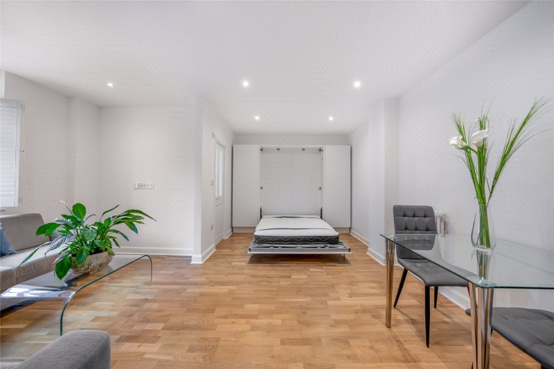 Mortimer Court, Abbey Road, St John's Wood, London, NW8