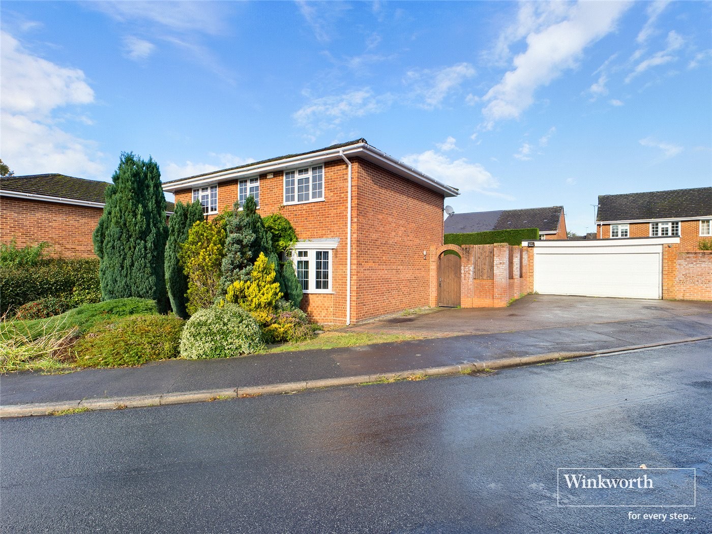 4 bedroom property for sale in Lenham Close, Winnersh, Wokingham, RG41 (Ref REA210466) £575,000