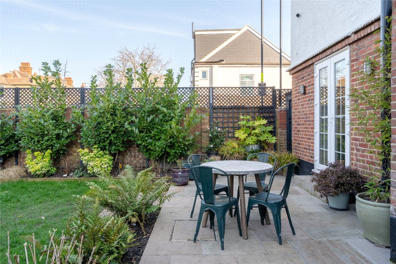 Cricklade Avenue, London, SW2