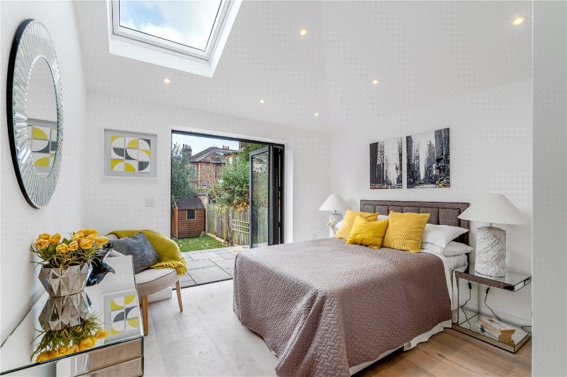 Twyford Avenue, Acton, UK, W3