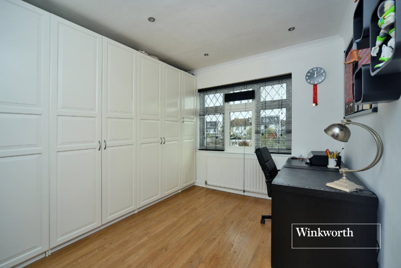 Elmstead Gardens, Worcester Park, Surrey, KT4