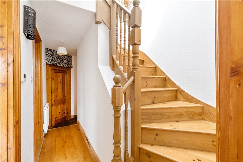 Hackford Road, London, SW9