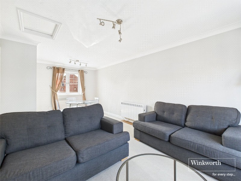 Swan Place, Reading, Berkshire, RG1