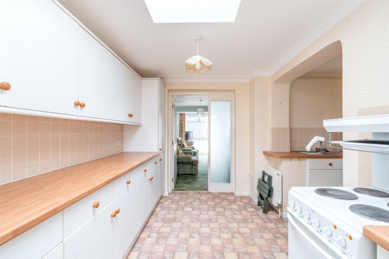 De Haviland Close, Merley, Wimborne, Dorset, BH21