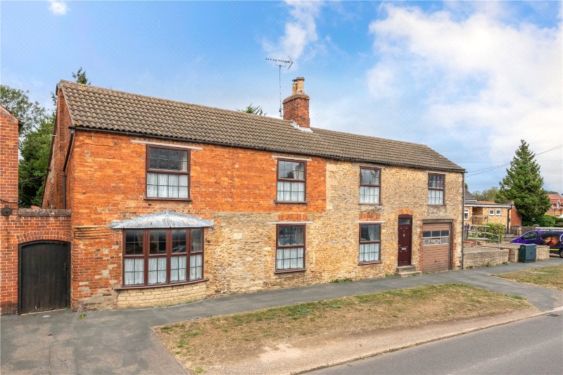 High Street, Morton, PE10