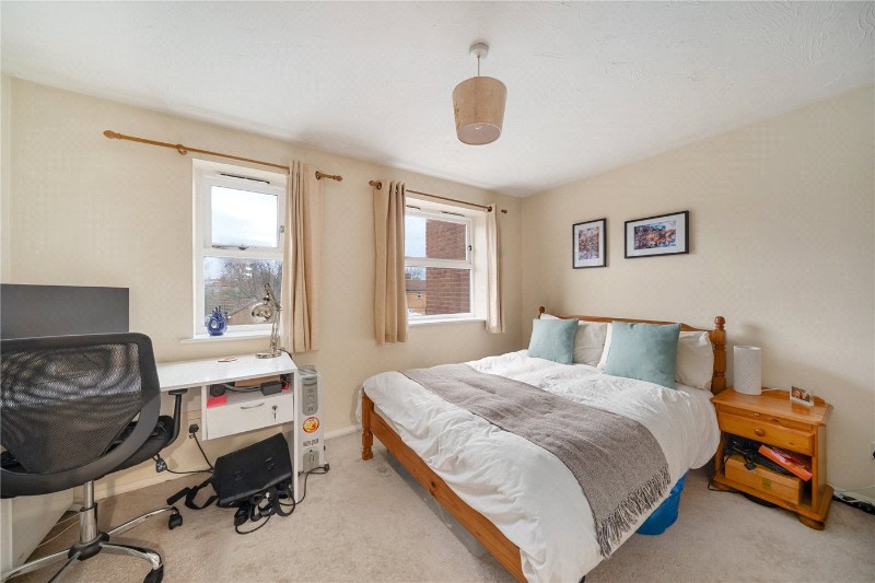 Henry Doulton Drive, London, SW17