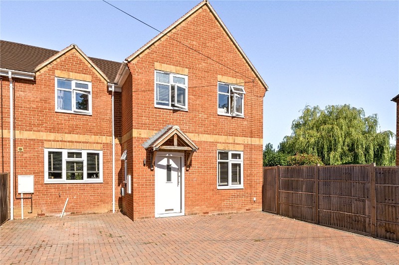 Edgecombe Lane, Newbury, Berkshire, RG14