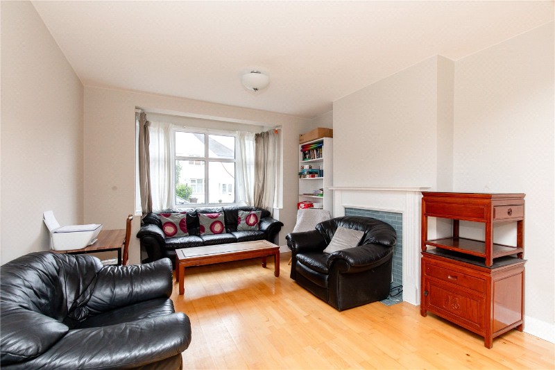 Princes Avenue, London, W3