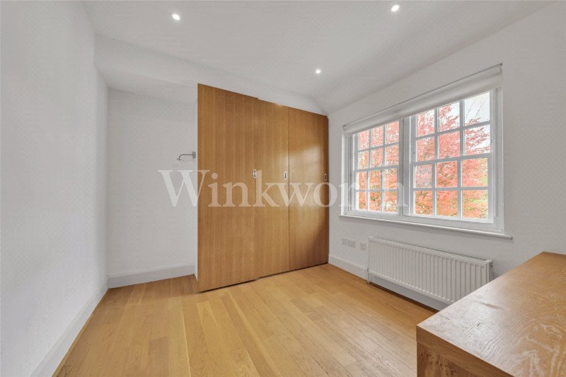 Erskine Hill, London, NW11